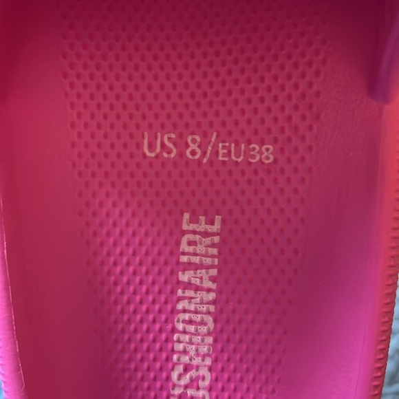 CUSHIONAIRE Women's Feather Cloud Recovery Slide Sandals with +Comfort Size 8 - Picture 3 of 9